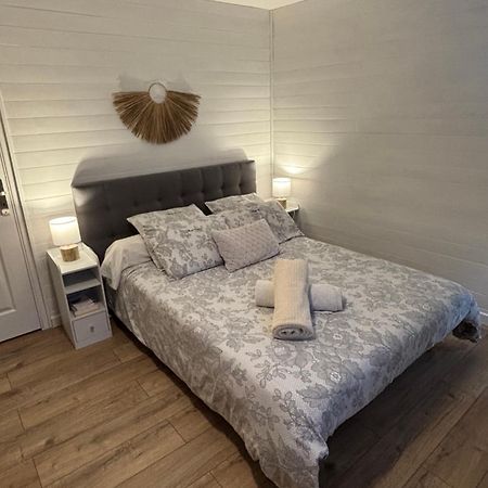 Chambre D'Hotes Du Vieux Collonges Exteriör bild